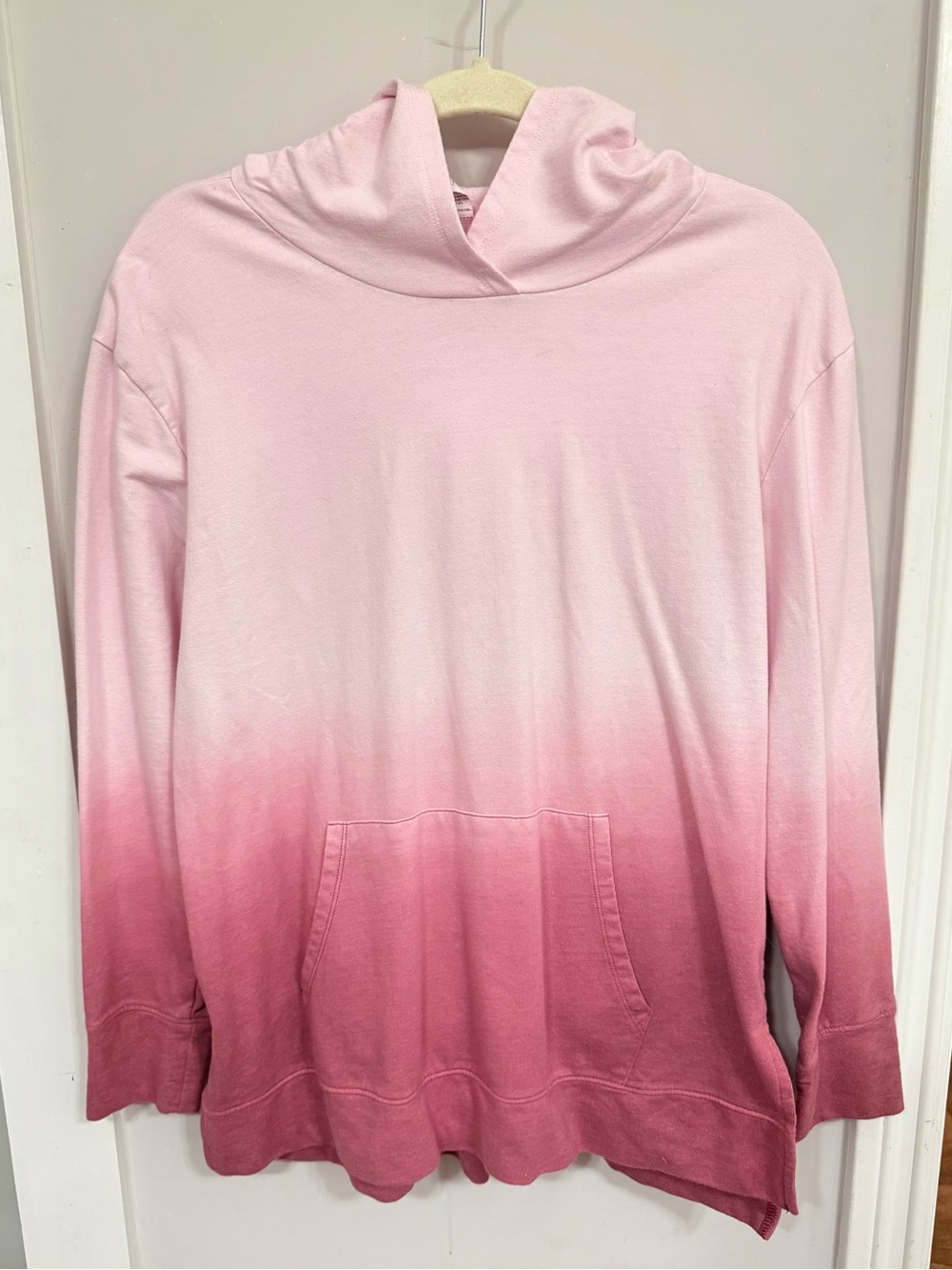 RBX Pink Ombre Pullover Thin Hoodie Women’s L Kangaroo Pocket